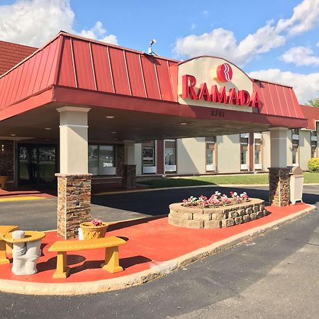 Hotel Ramada By Wyndham Albert Lea Exterior foto